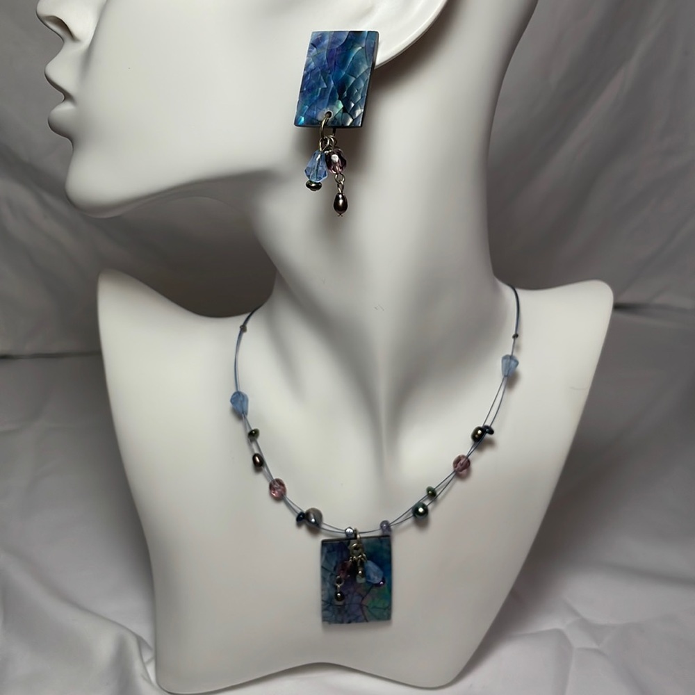 Lonnie Lovness Vintage Necklace and Earrings Jewelry Set